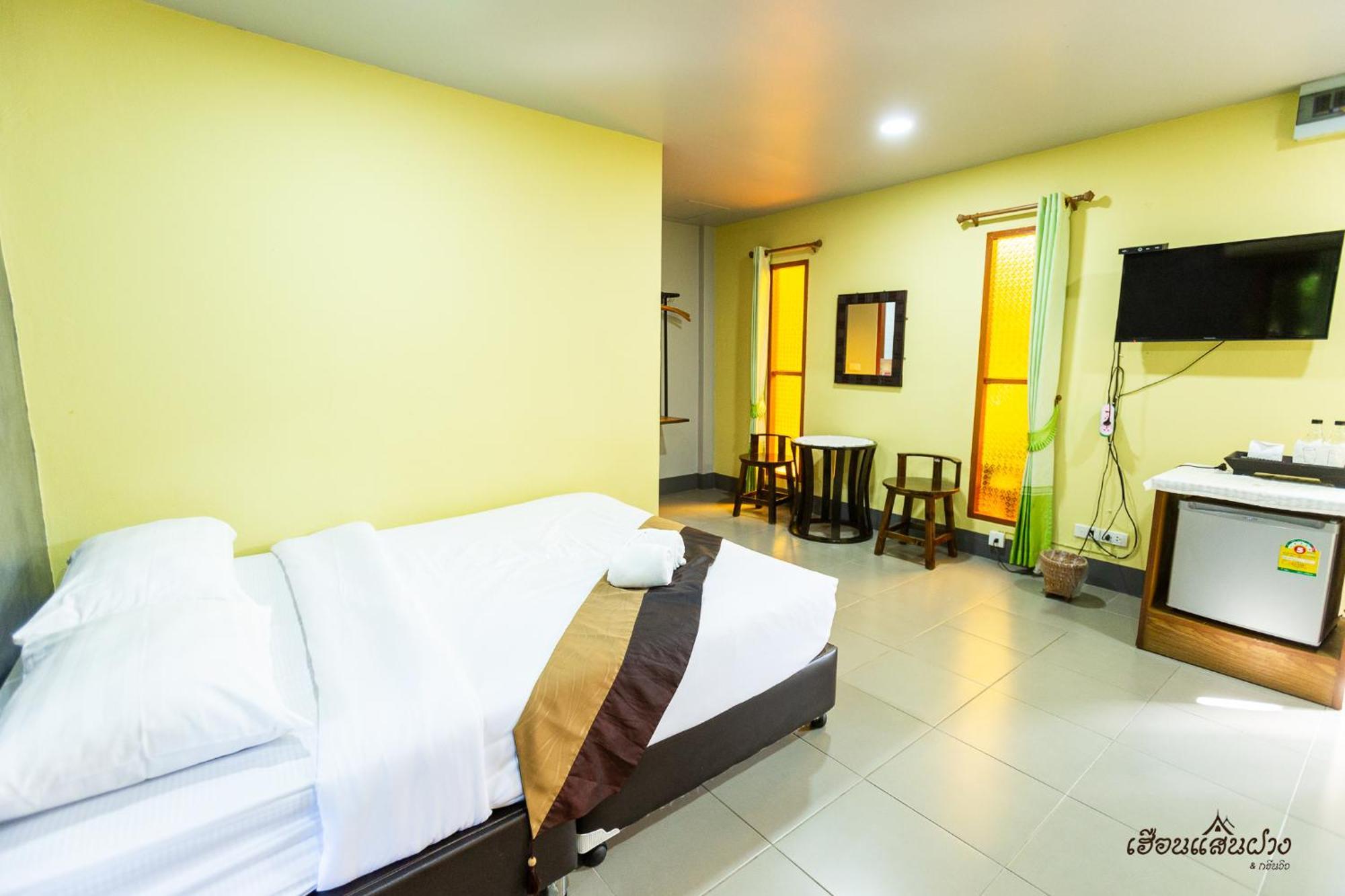 Huen San Fang Hotel โรงแรมเฮือนแสนฝาง エクステリア 写真