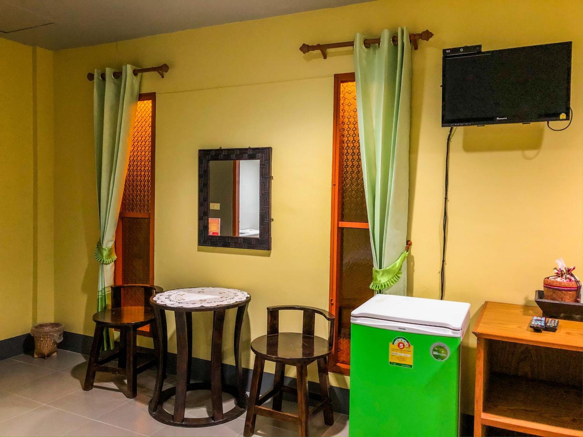 Huen San Fang Hotel โรงแรมเฮือนแสนฝาง 部屋 写真