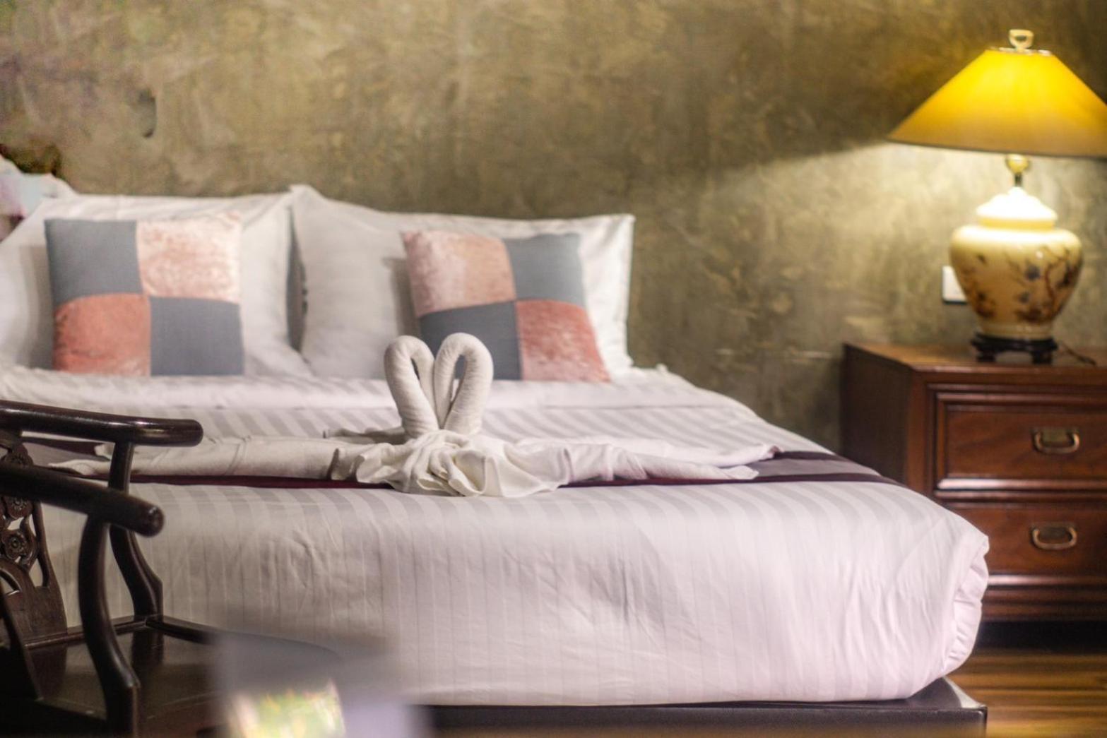 Huen San Fang Hotel โรงแรมเฮือนแสนฝาง エクステリア 写真