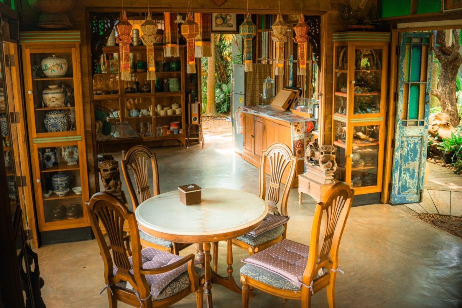 Huen San Fang Hotel โรงแรมเฮือนแสนฝาง エクステリア 写真